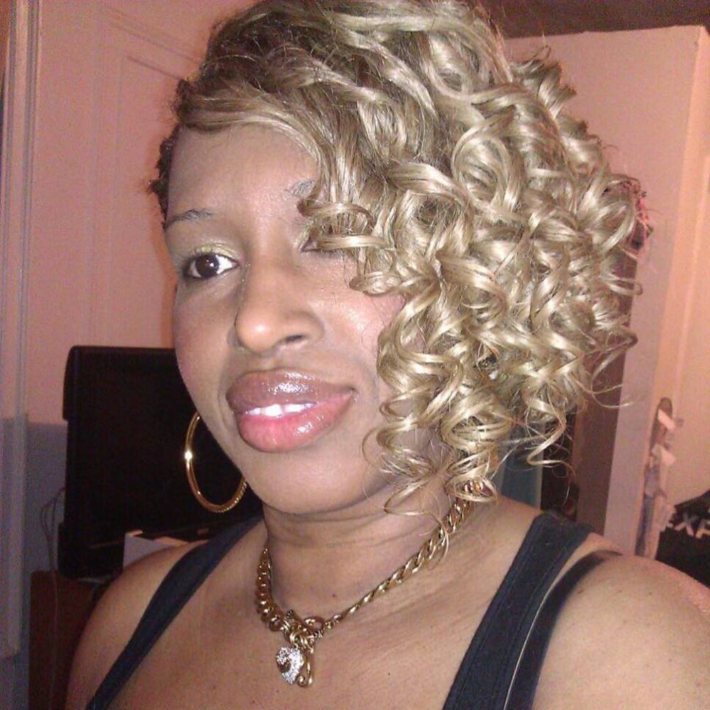 Meet your Posher, Roselyn